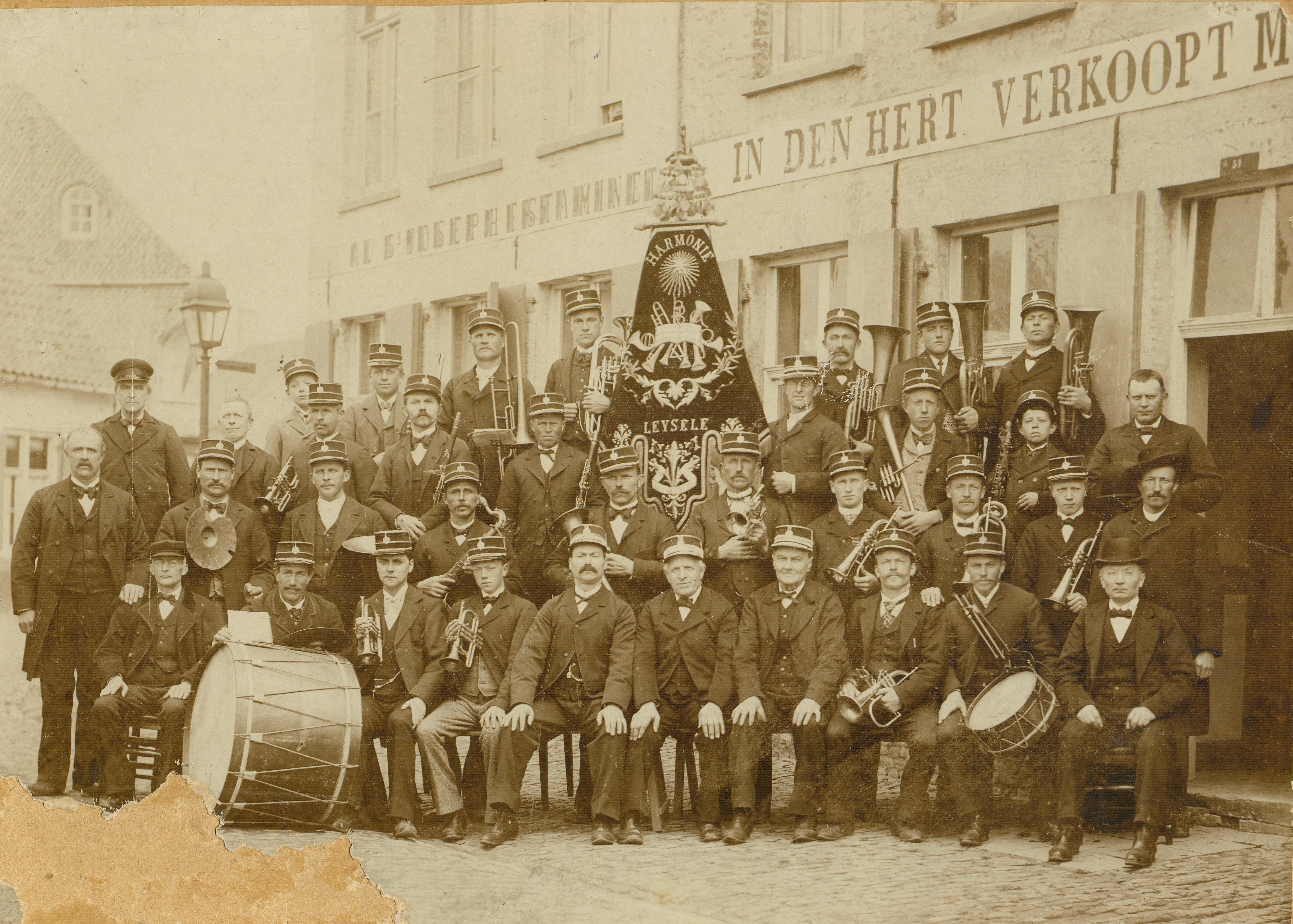 Harmonie Leisele in het jaar 1900